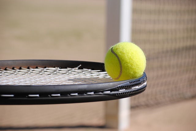 Tennis ball